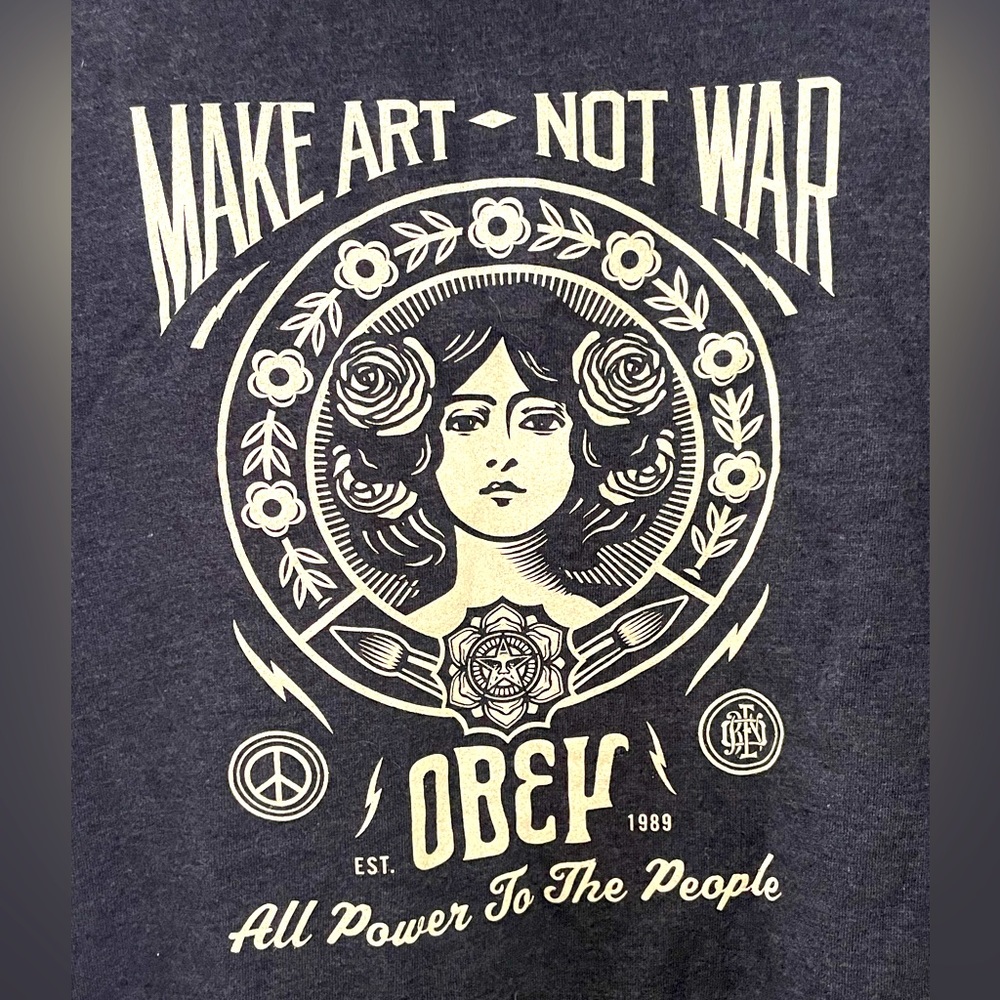 Obey gray sweatshirt size S